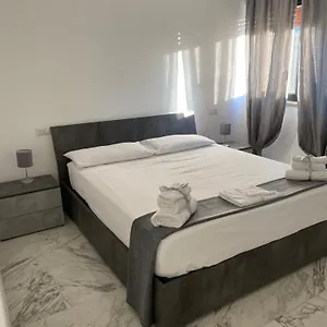 Bed and breakfast De Rossi185, Bari